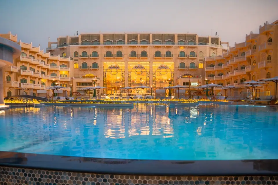 Grand Hyatt Luxury Resort